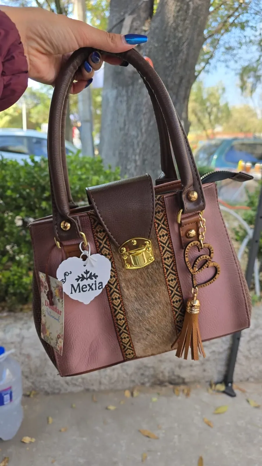 Mexia — Bolsa de piel artesanal — Hecho a mano en México — ideal para uso diario